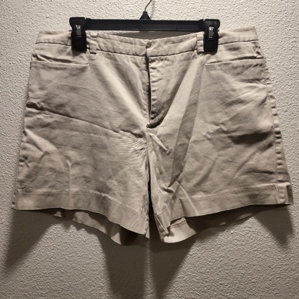 Cream Tan ladies short